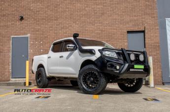 NISSAN-NAVARA-TREMOR-SATIN-BLACK